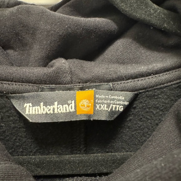 Timberland Black and Gold Jogger Set. Sweatshirt, Sweatpants and Tshirt. - Picture 2 of 13